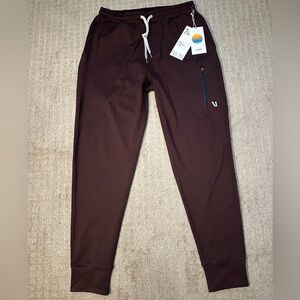 NEW mens Vuori Sunday performance jogger pants oxblood maroon size small